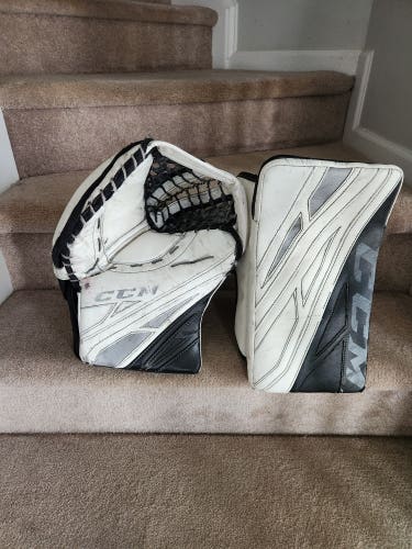 CCM Full Right Extreme Flex 4
