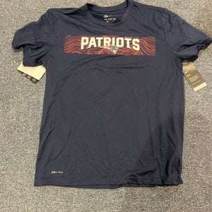 Used Nike Patriots Tom Brady Jersey Md Athletic Apparel Short Sleeve