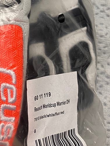 Black New Medium Reusch Gloves