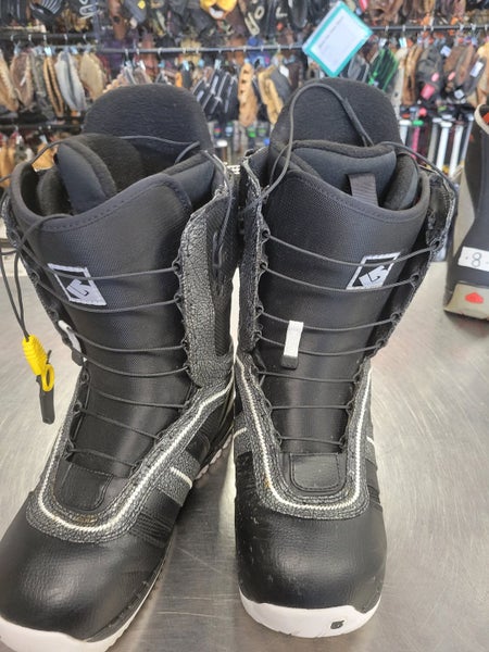 Used Burton Ruler Senior 9 Men's Snowboard Boots