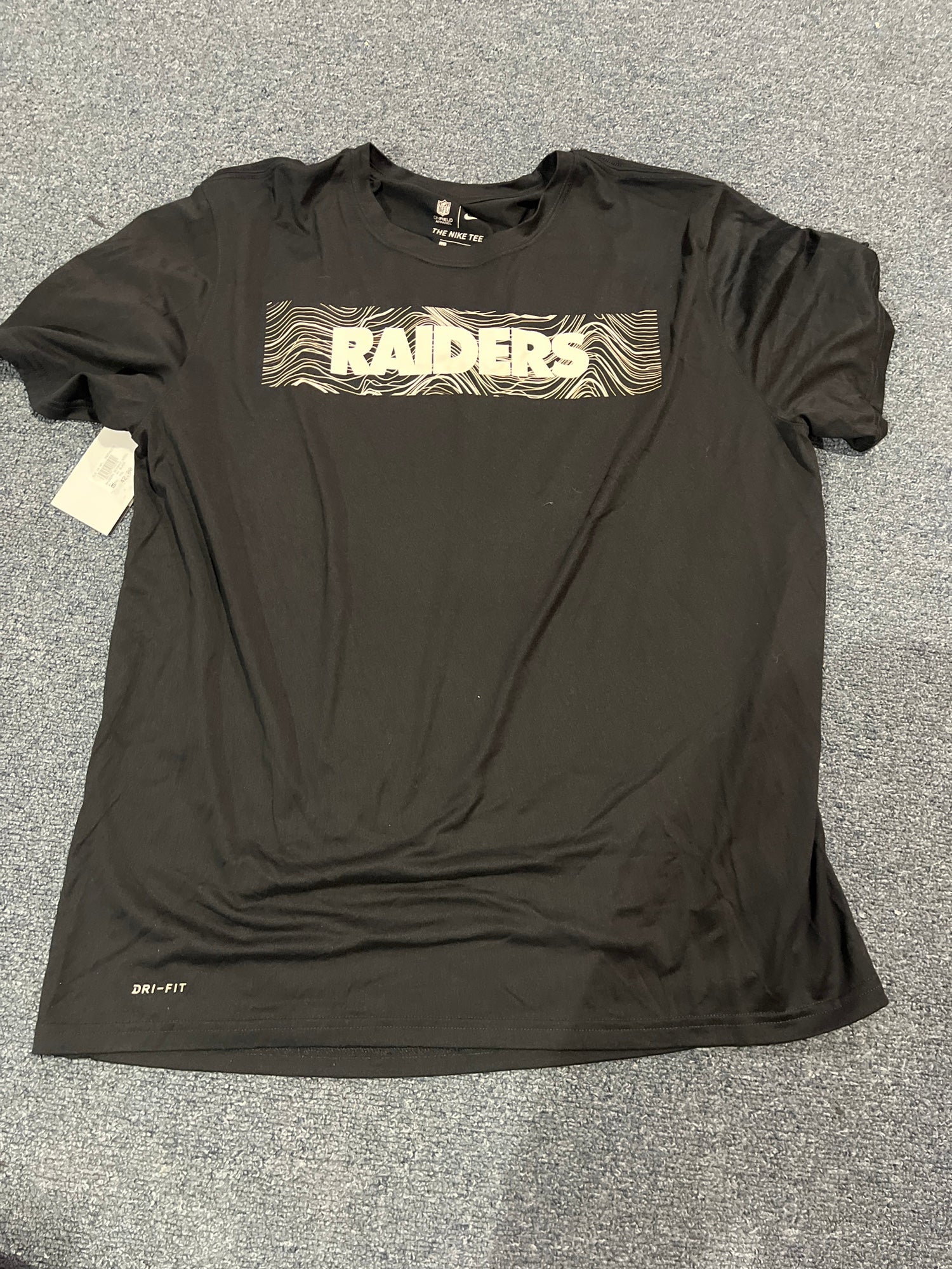 Men's Nike Black Las Vegas Raiders Sideline Coach Performance Long Sleeve T-Shirt Size: Small