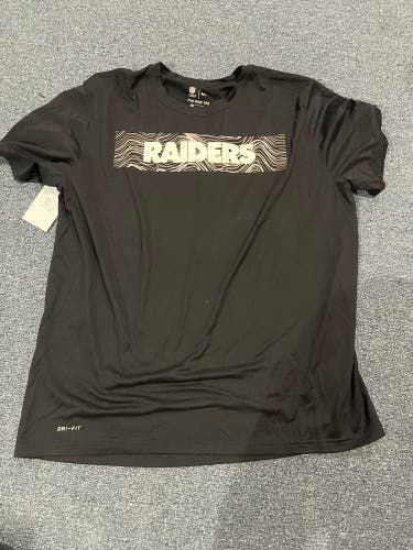 New Nike On-Field Apparel Las Vegas Raiders “Raiders” T-Shirt XXL