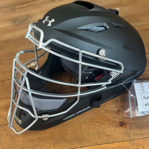 New Under Armour Adult UAHG3A Black Catcher's Helmet