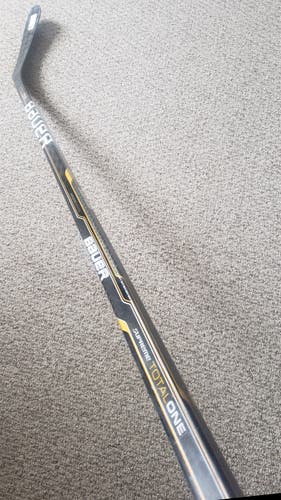 Bauer TotalOne: Right P91A 95 Flex