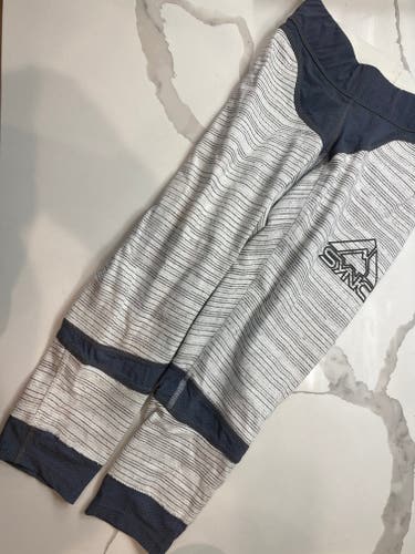 NEW SYNC performance Cut Resistant Base layer XS