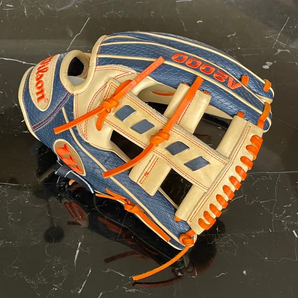 New Wilson A2000 11.5