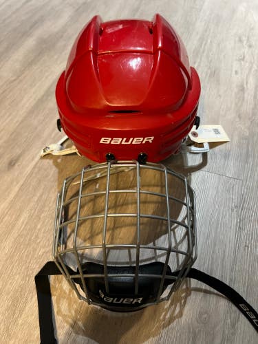 Used Large Bauer Re-Akt 75 Helmet