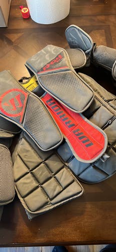 Warrior Ritual G4 INT Chest Protector w/ arm and elbow pads. Size Large-XLarge.