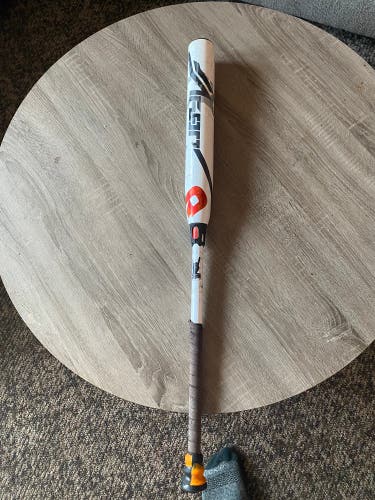 2018 Composite 27.5 oz 34" Juggernaut Bat