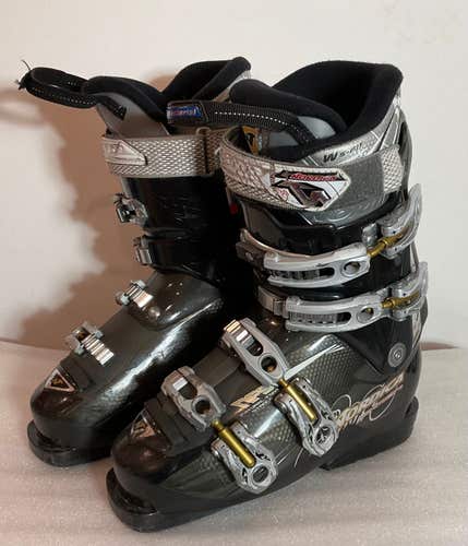 Women's Used Nordica All Mountain SportMachine Ski Boots Size 23.0 (SY1285)