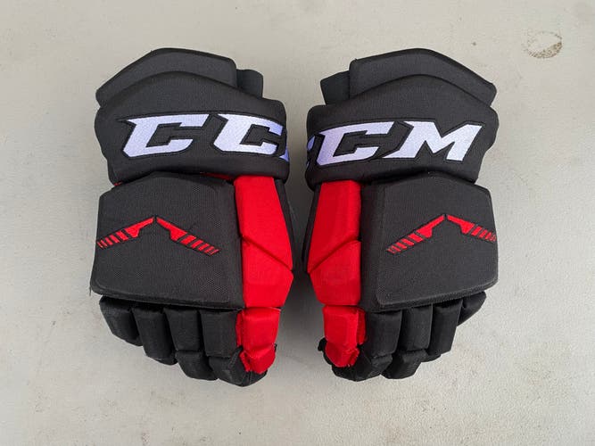 CCM HGTKPP Tacks Pro Stock 14" Hockey Gloves Blackhawks 3373