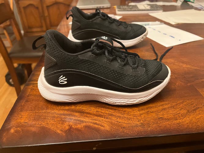 UA PS Curry 8’s