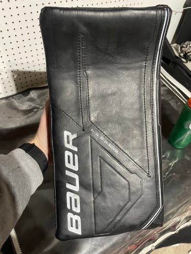 Bauer M5 pro goalie blocker