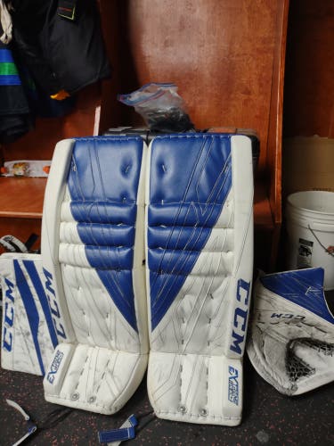 Used 33" CCM Regular Extreme Flex 4 Pro Goalie Full Set Pro Stock