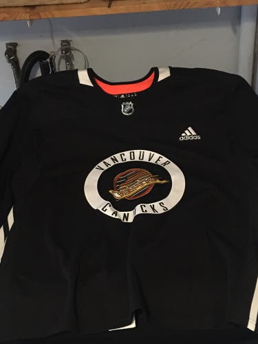 Canucks authentic black skate Adidas Jersey Size 58