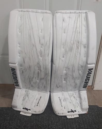 26+2” Vaughn Ventus SLR Jr Goalie Pads
