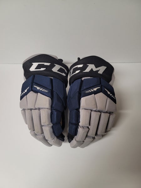 Used CCM Tacks HG65C Gloves 15"
