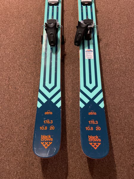 2022 Black Crows Atris Skis 178.3 CM With Look 14 GW Pivot
