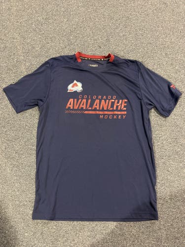 Colorado Avalanche Player Issued Blue Fanatics T-Shirt (Red Collar) Medium, Large,XL