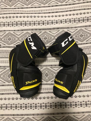 Used Large CCM Elbow Pads