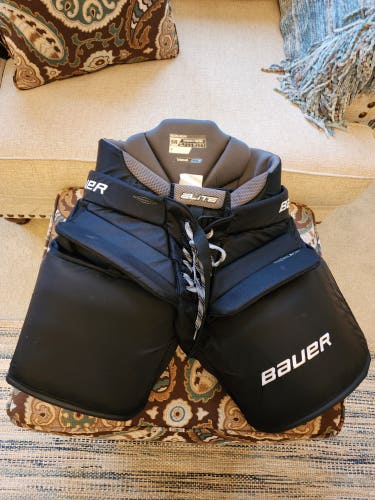 Senior Used Medium Bauer Elite Hockey Goalie Pants