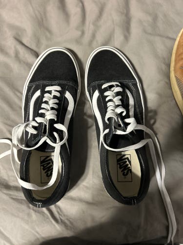 New Size 8.5 (Women's 9.5) Vans Shoes