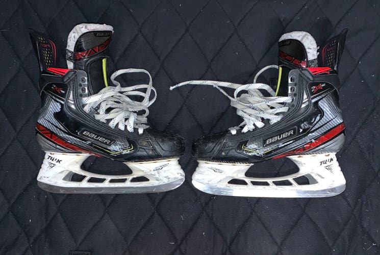 Senior Used Bauer Vapor 2X Pro Hockey Skates Regular Width Pro Stock Size 8.5