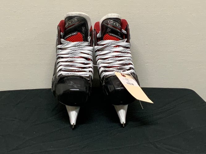 Senior New Bauer Vapor 1X Hockey Goalie Skates Regular Width Size 8.5