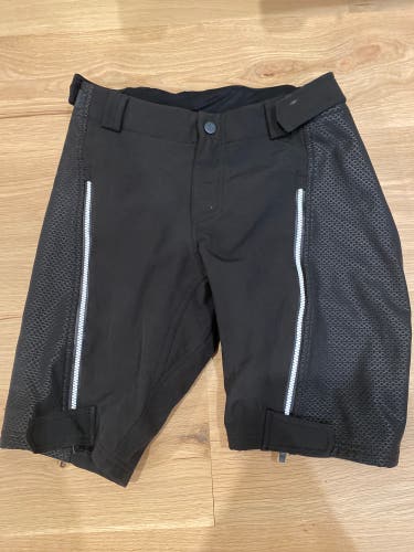SYNC Performance Training shorts