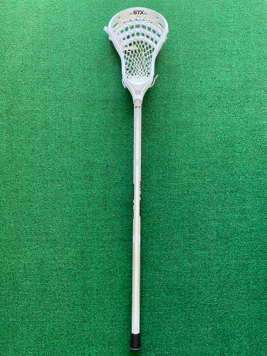 Women’s Player's STX 6000 Stick With A Strung Stallion Head