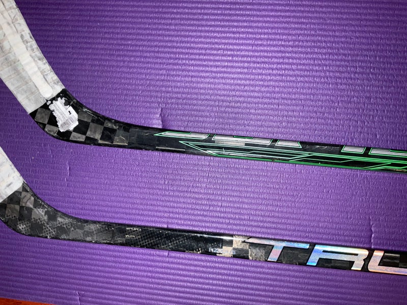Used Intermediate True Right Handed Hzrdus PX Hockey Stick TC4