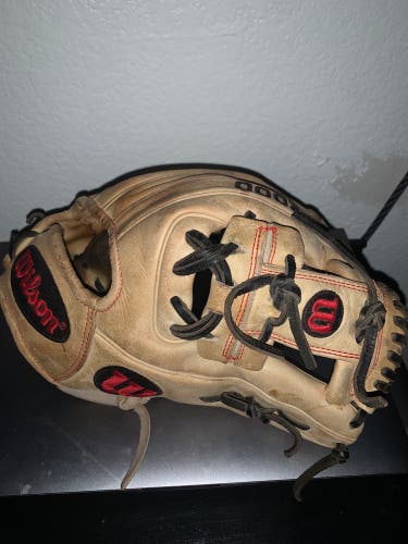 Infield 11.5" A2000 Baseball Glove