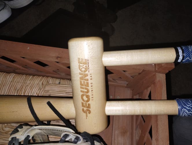 Mini, .. Sequence 2 armed bat... Training Bat Like New Used twice on the tee