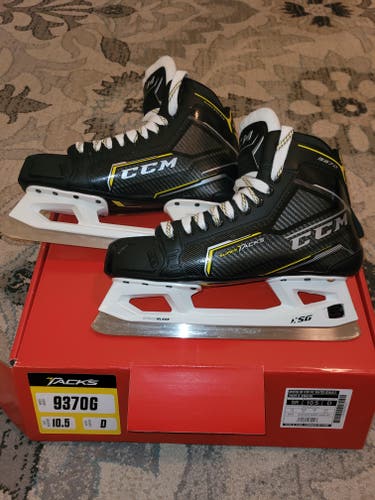Senior Used CCM Super tacks 9370 Hockey Goalie Skates Regular Width Size 10.5