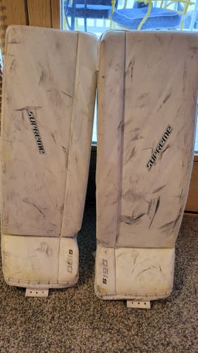 Used 30" Bauer Supreme S190 Goalie Leg Pads