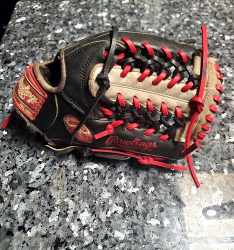 Used Rawlings Right Hand Throw Infield Heart of the Hide Baseball Glove 11.25"