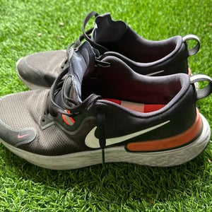 Nike React men’s training running shoes size US 11