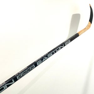 Vintage Easton H9009 Aluminum Ice Hockey Stick Black/silver