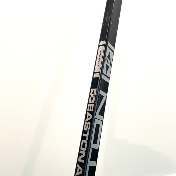 Vintage Easton H9009 Aluminum Ice Hockey Stick Black/silver