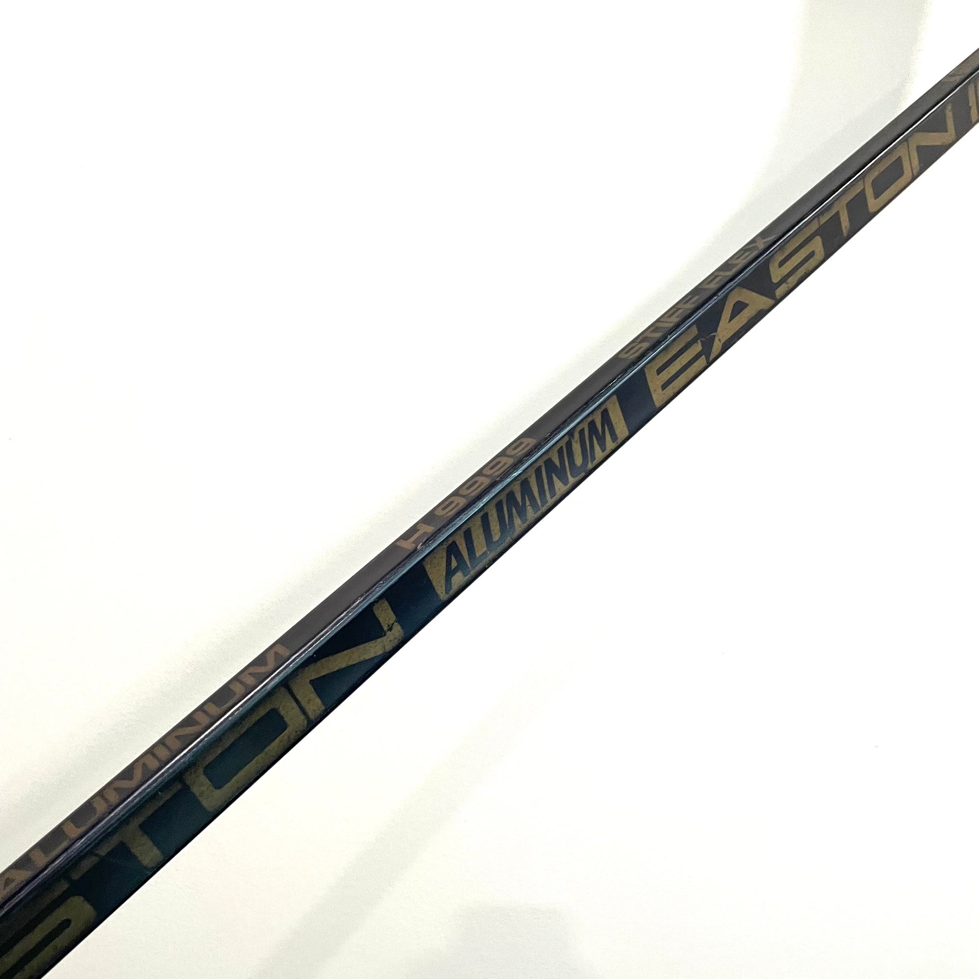 Vintage Easton H9999 Aluminum Ice Hockey Stick Sr. Black / Gold