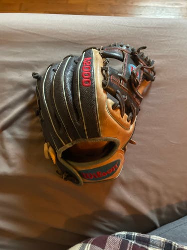 Infield 11.5" A2000 Baseball Glove