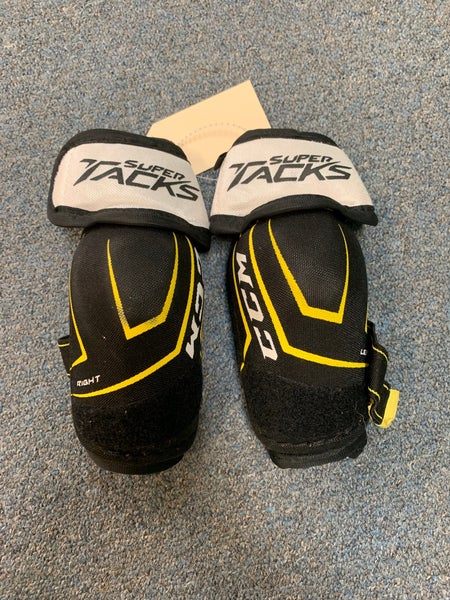 Used Large CCM Super Tacks Elbow Pads