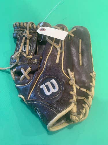 Used Wilson Showtime Right Hand Throw Infield Baseball Glove 11.5"