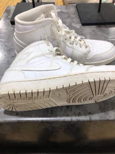 White Adult Used Men's 12.0 (W 13.0) Nike Shoes 1 Phat