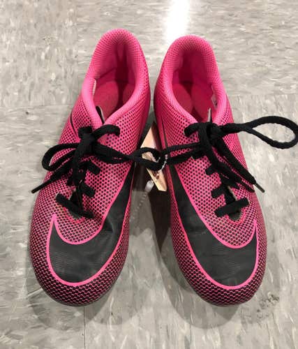 Pink Used Nike Cleats (Size 1Y)