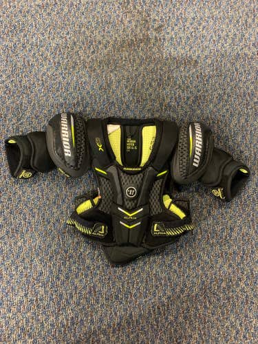 Used Junior Medium Warrior Alpha QX Pro Shoulder Pads