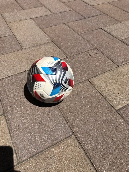 Adidas Nativo 2 ASG is official match ball of MLS All-Star Game 2016