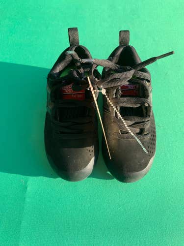 Black Used Youth Rawlings Footwear