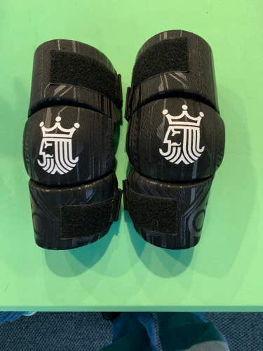 Used Medium/Large Brine Arm Pads