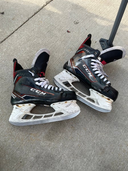 Senior Used CCM JetSpeed FT1 Hockey Skates D&R (Regular) 9.5